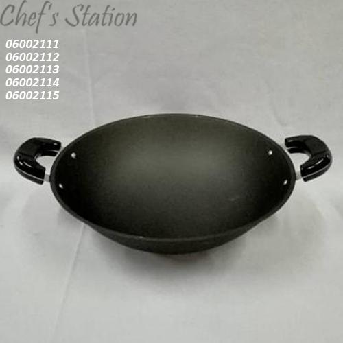 cast iron wok